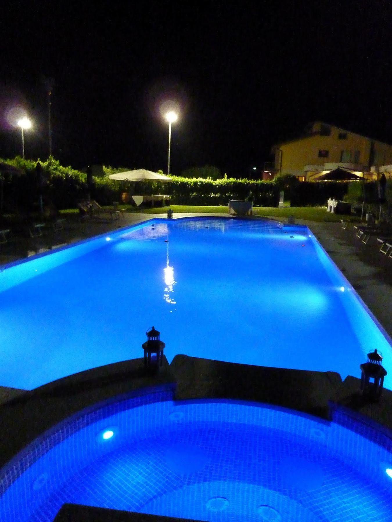 Park Hotel La Pineta Mulazzo Esterno foto