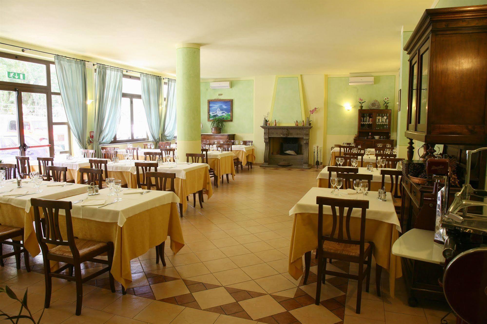 Park Hotel La Pineta Mulazzo Esterno foto